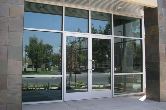 Valrico-commercial-door-repair