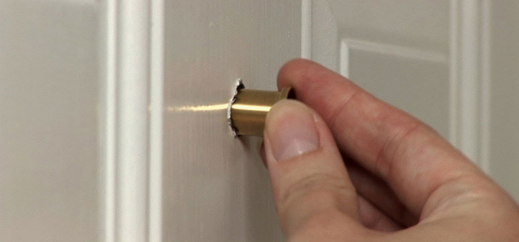 peephole door repair in Valrico